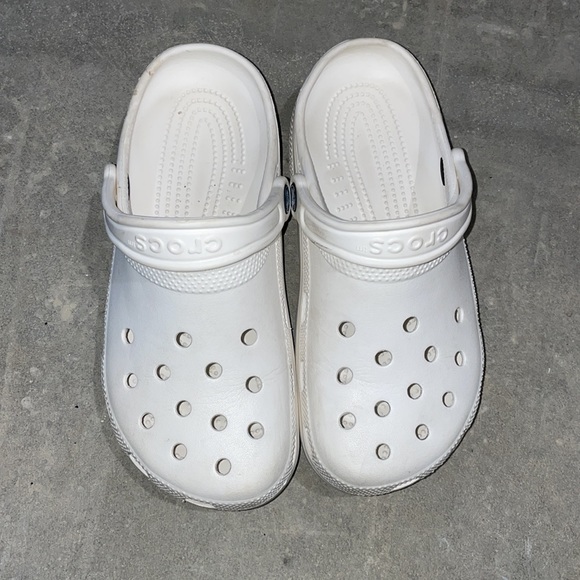 Crocs - Picture 2 of 4